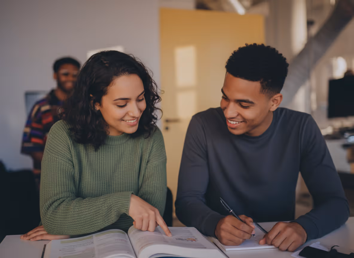 Étudiants du GLS Sprachenzentrum en classe